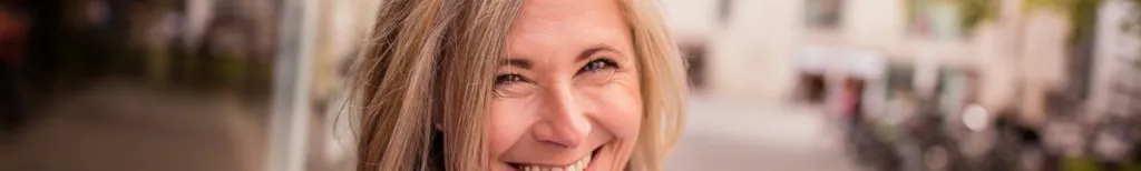Incontri per single over 50: conosci nuove persone over 50